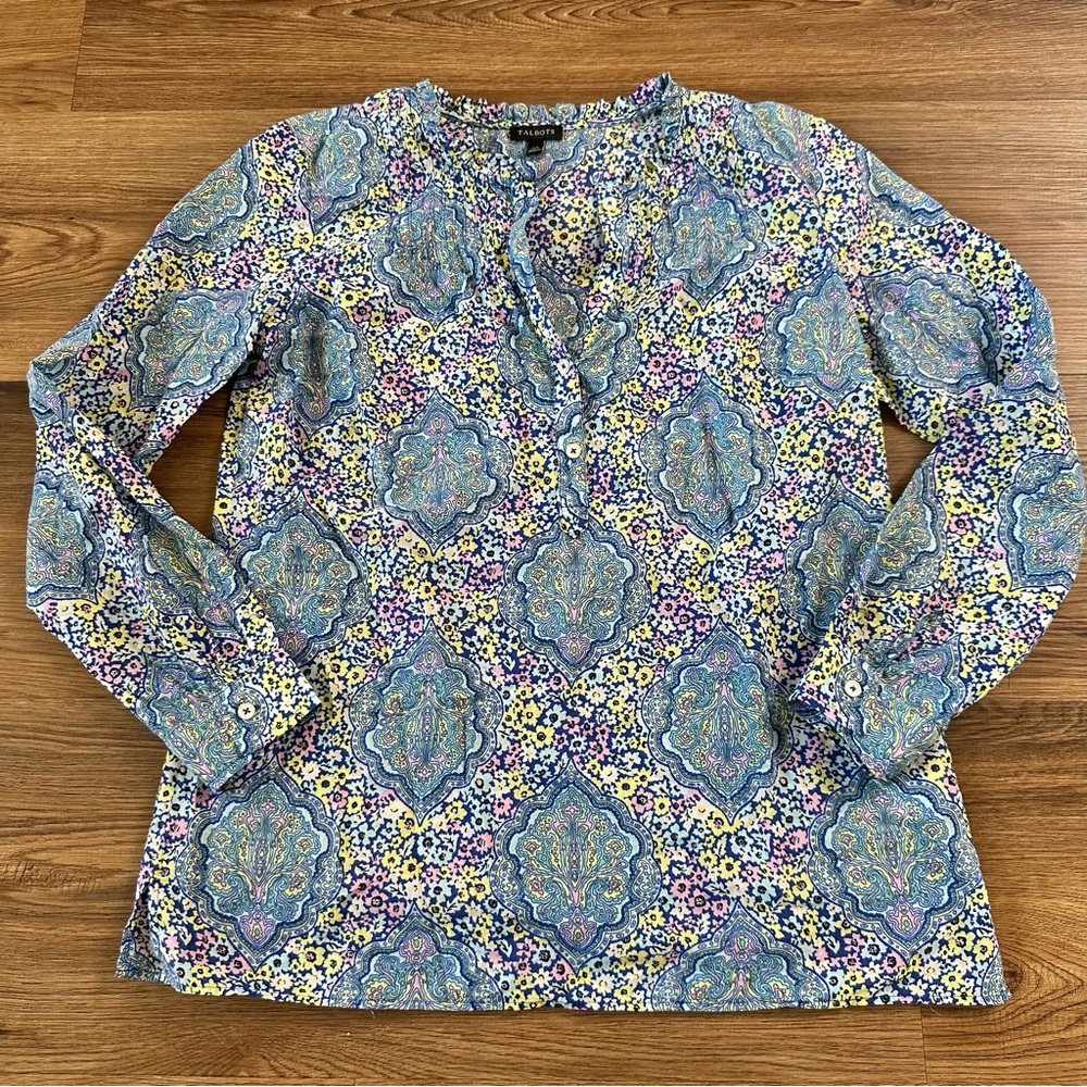 Talbots Popover Pintuck Blouse Top XS Floral Lightweight Cotton Relaxed Casual